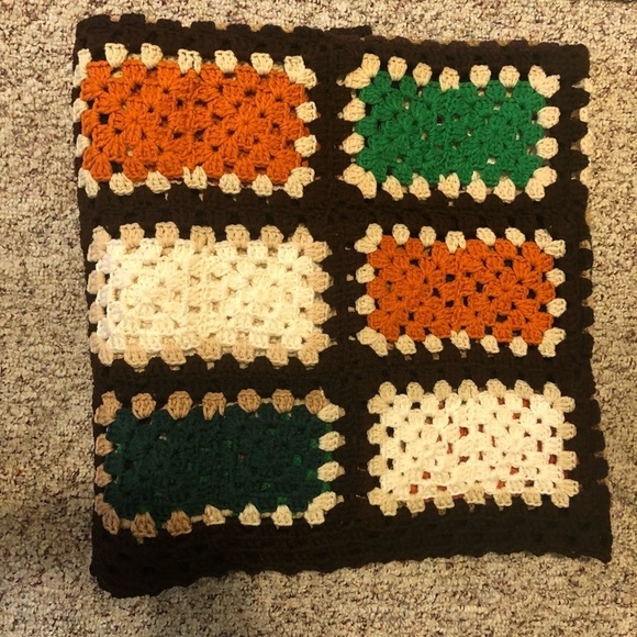 Handmade Granny Square Crochet Vintage Afghan Blanket - Picture 8 of 8